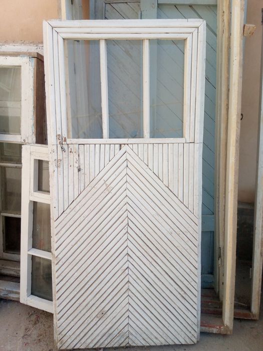 Деразалар ва эшиклар сотилади