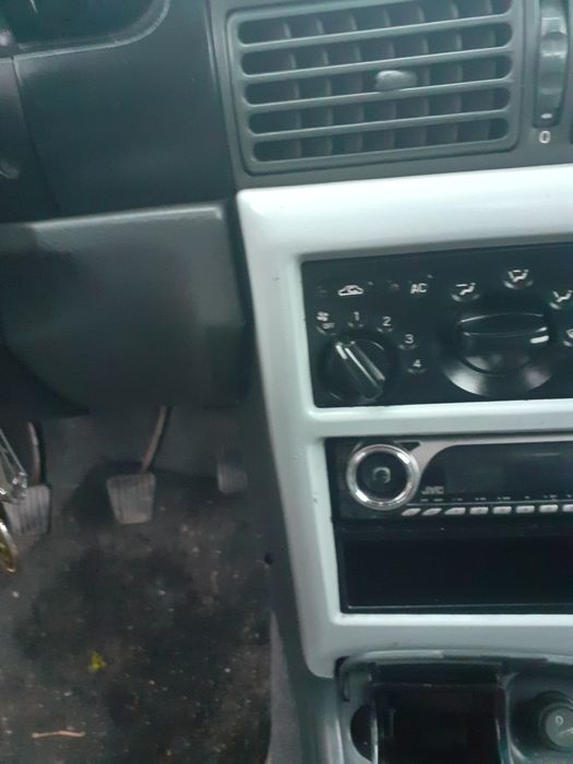 De vânzare Cielo,an 2002