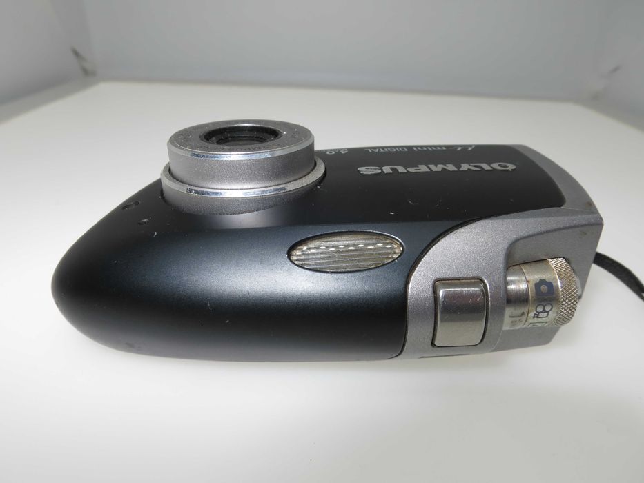 Olympus M mini digital 4mp ретро мини камера цифров фотоапарат 1gb XD