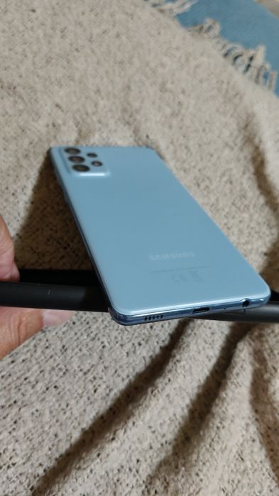 Samsung a72 awesome blue