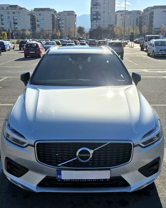 Volvo XC60 B5 R-Design Mild-Hybrid AWD - 75.000 km.