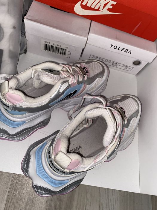 Дамски маратонки