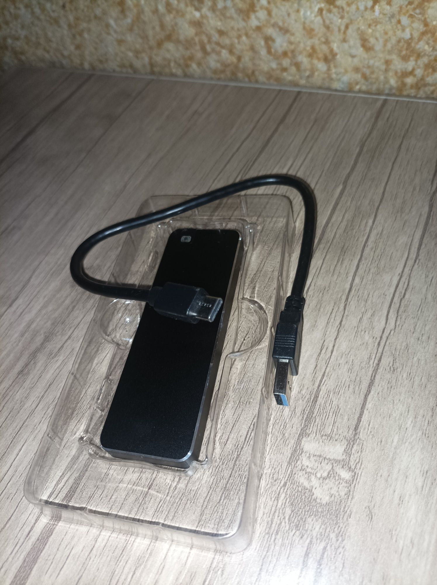 1 TB SSD TYPE-C tezkor xotirasi sotiladi