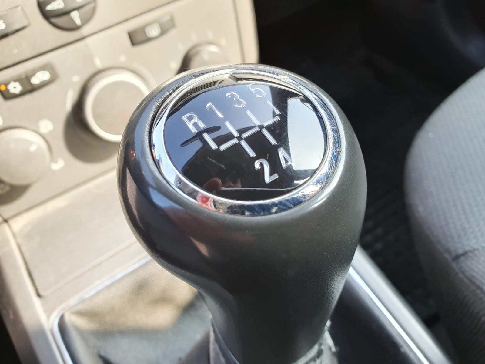 De vanzare mașină privată Opel Astra H in stare foarte bună,