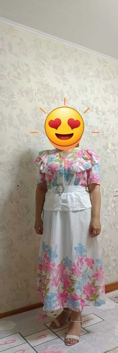 Костьюм платье новое