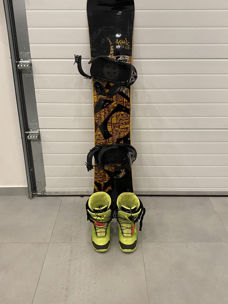 Snowboard Atomic + Boots NorthWave