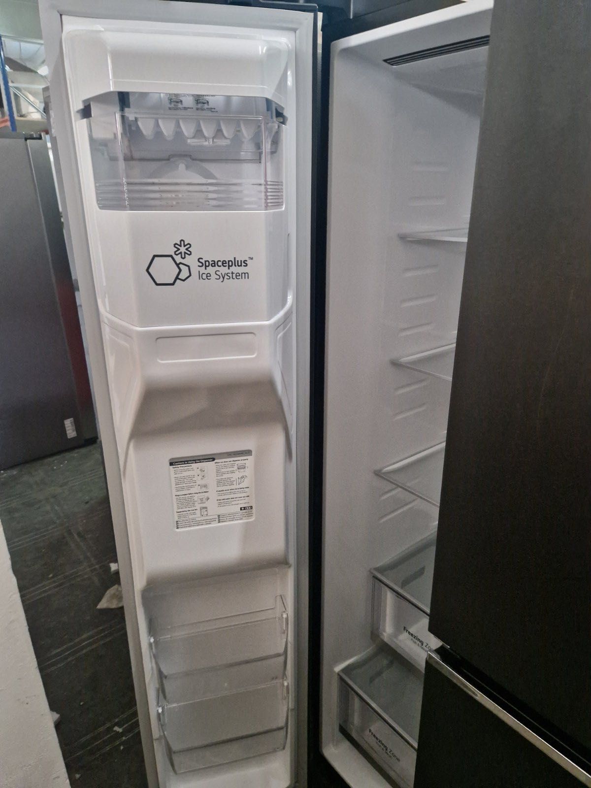Американски хладилник LG GSJV91MCAE, Door-in-Door™