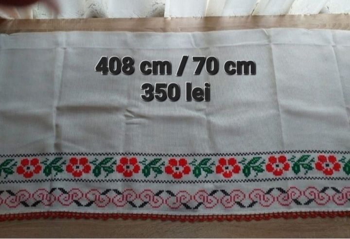 Draperii vintage cusute manual pe etamină