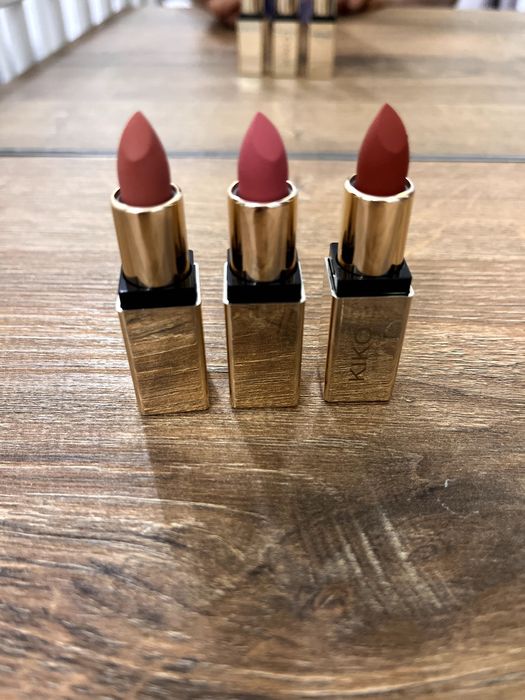 Kiko Milano гримове - червила, гланц, фон дьо тен и сетове