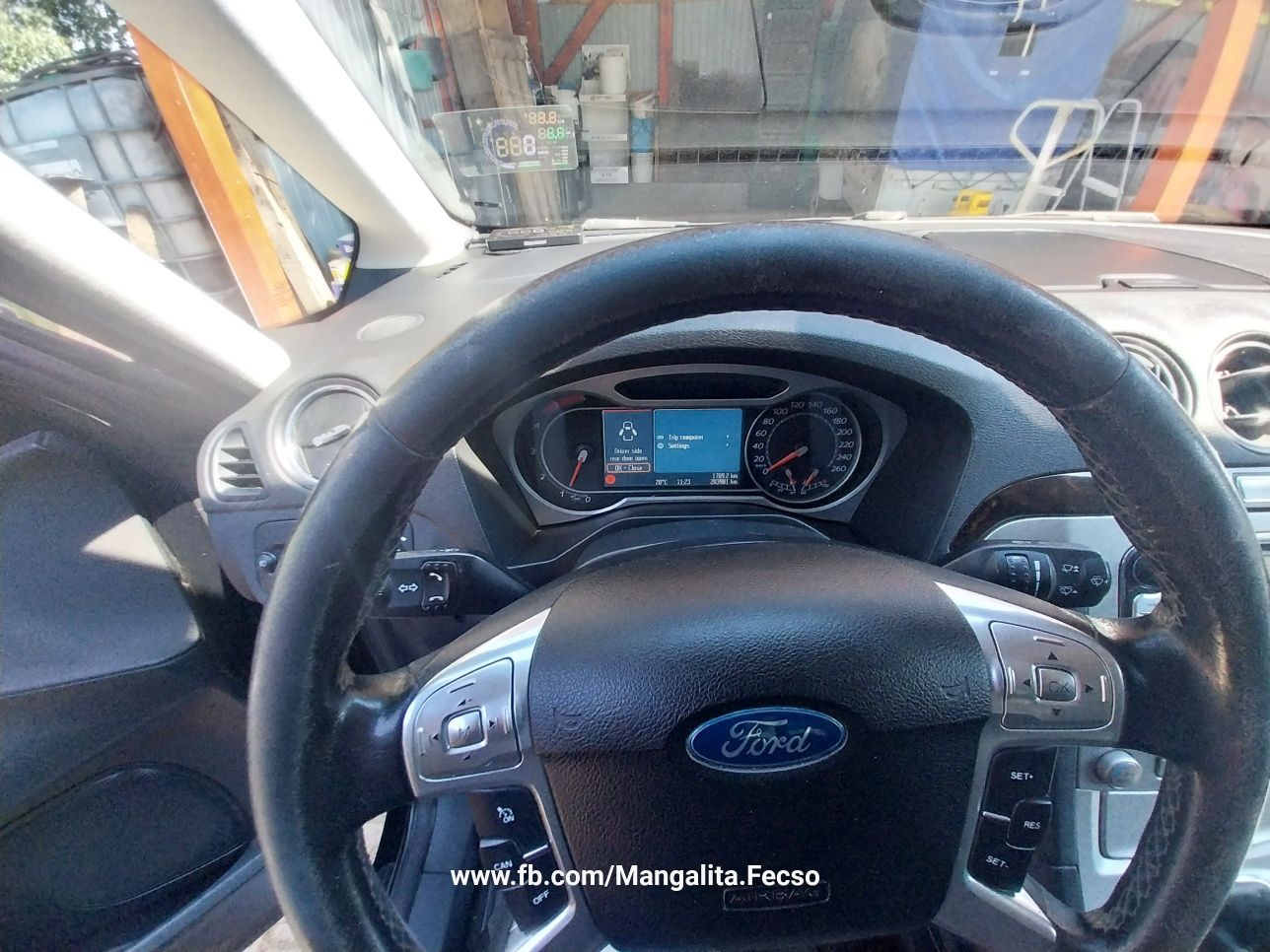 Ford Galaxy Ghia.  2,2 l , 175 Cp