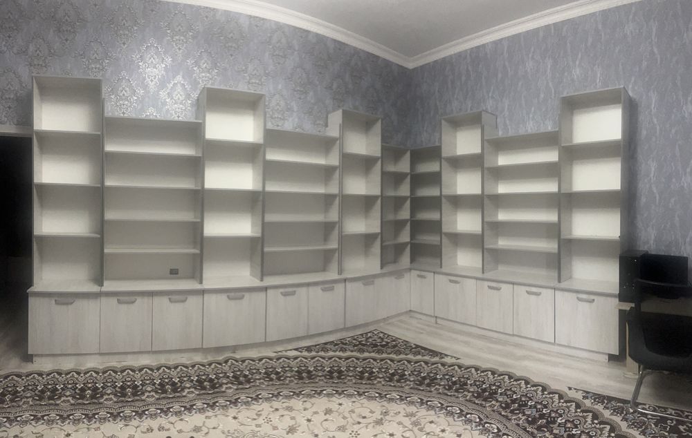 dokon uchun shkaf srochniy sotiladi