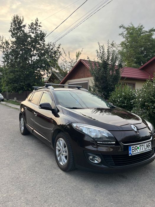 Auto Megan 3 ,15 dci an fab 2013