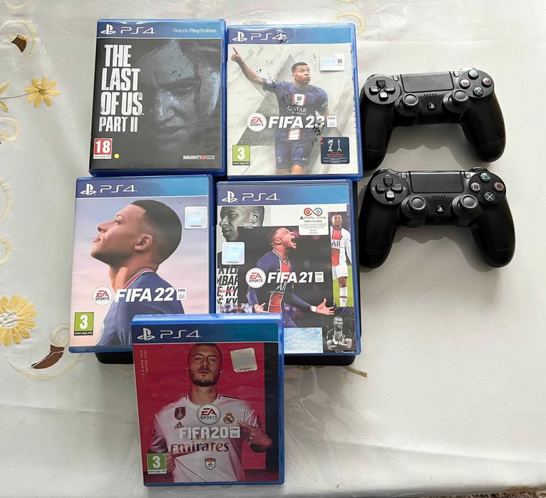 Playstation 4 Slim 1TB impecabil+FIFA 20, 21, 22, 23 si The last of us