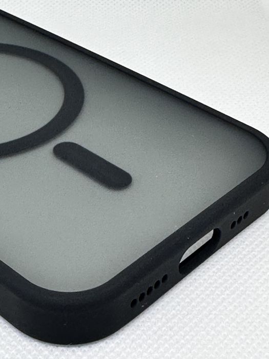 Чехлы на IPhone 15 pro и  IPhone 15 pro MAX