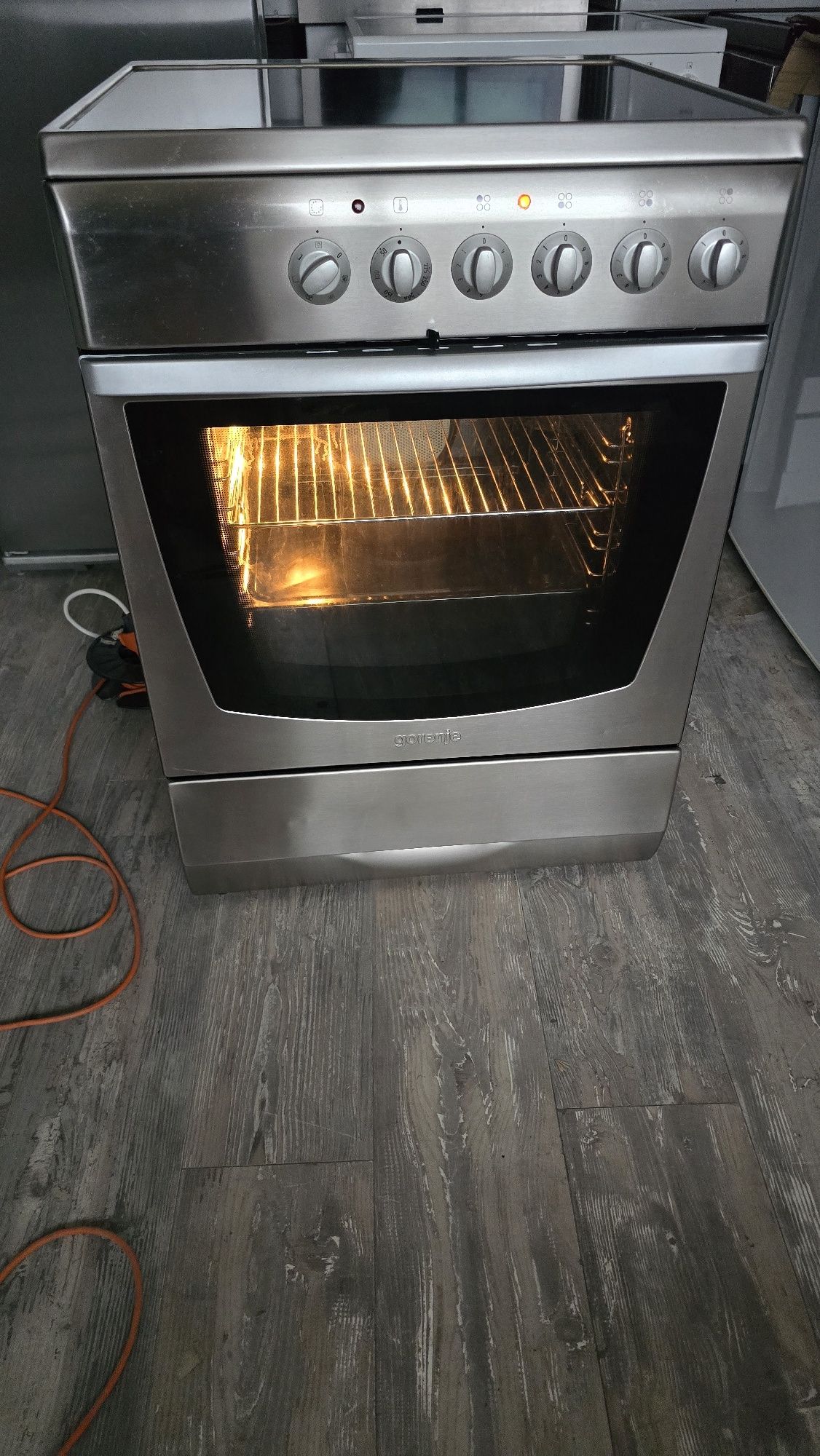 Печка Gorenje inox