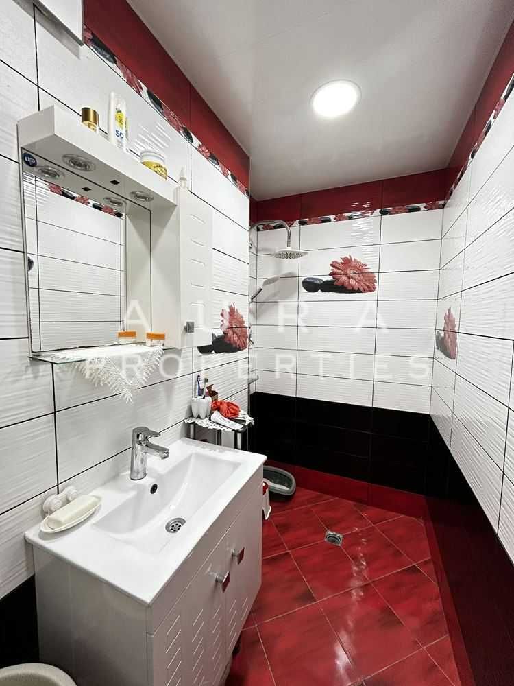 Продава се Тристаен апартамент в Разград, Орел - 76 кв.м за 1410 €/кв.м - Снимка #11