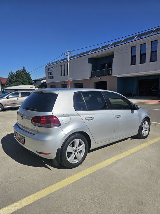De vanzare 2012 / 1,6 TDI
