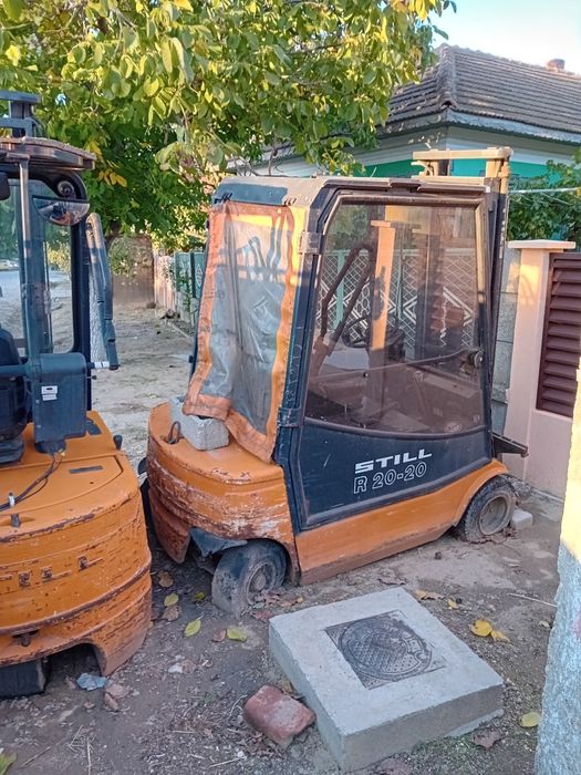 Vând 2 stivuitoare Still în stare bună