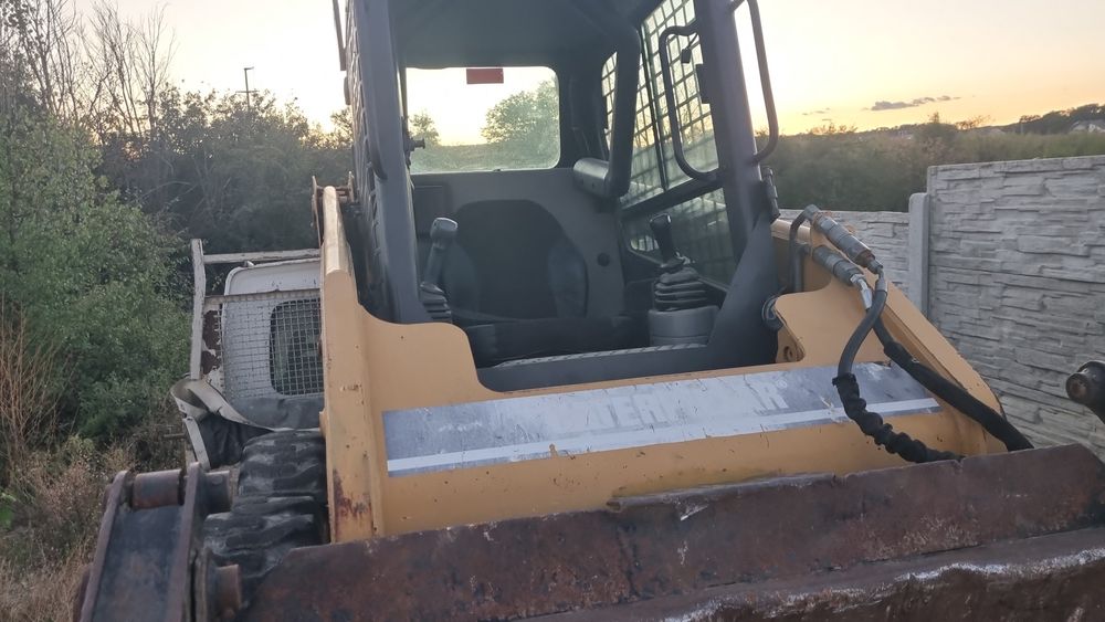 Caterpillar bobcat 2002