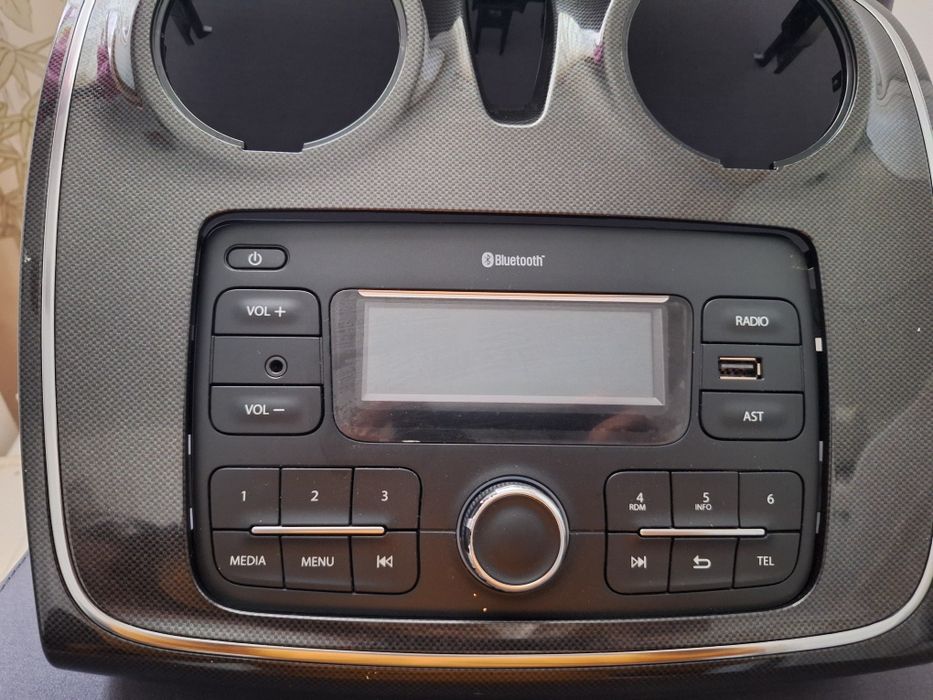 Vând radio mp3 Bluetooth