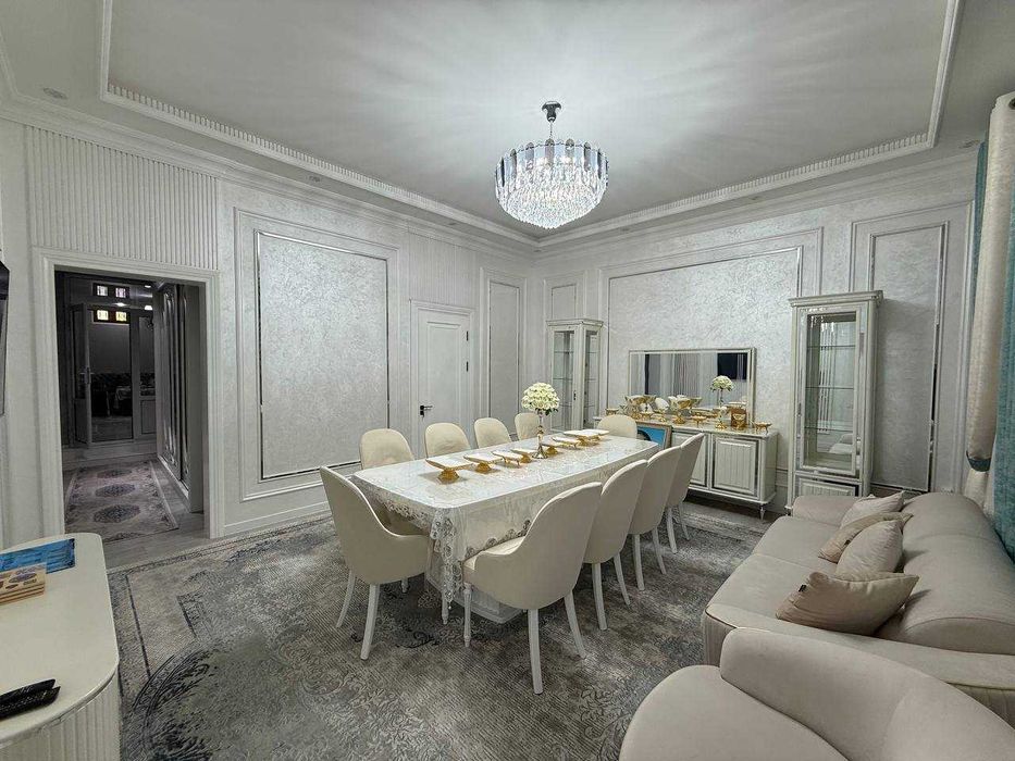 Продаётся дом в центре города 10 соток со всеми удобствами ТОРОПИТЕСЬ