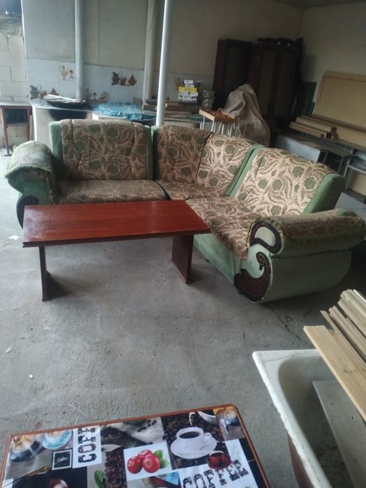 Oshxona uchun yumshoq mebel sotiladi