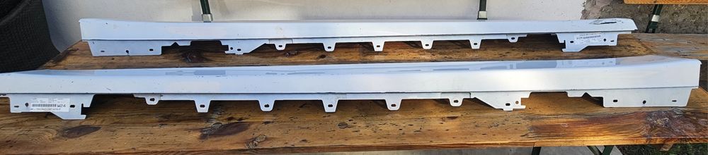 Bară spate/praguri F32,F33,F36