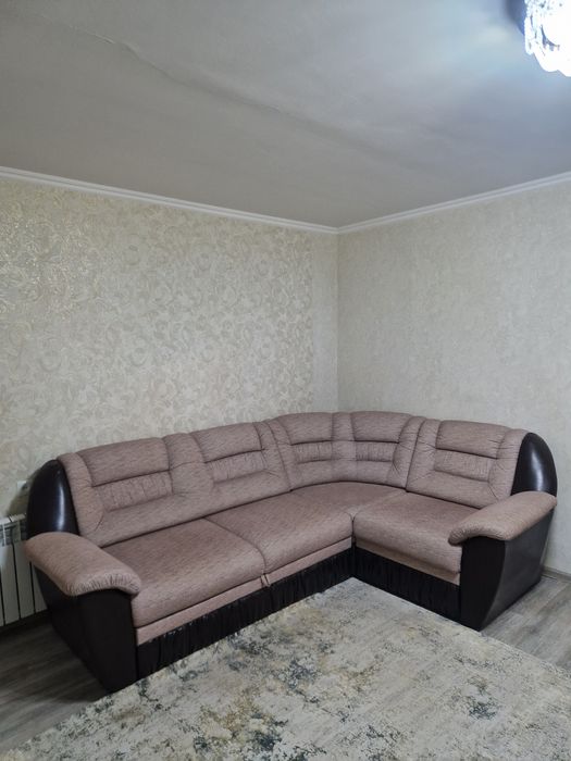 Продам угловой диван в отличном состоянии