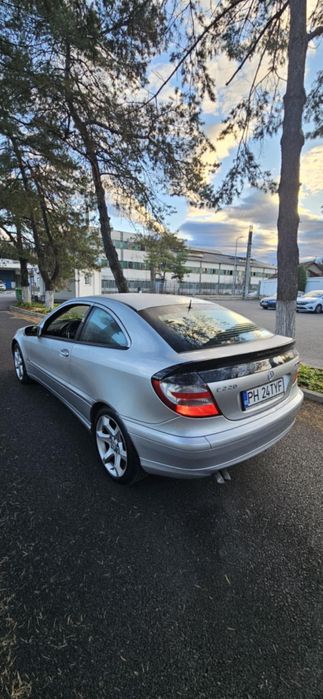Mercedes in 2008 2.2 diesel impecabil acte la zii se oferă fiscal