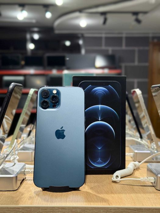 Телефон iPhone 12 Pro 128/Айфон 12 про 128