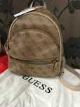 Оригинални раница Guess и дамска чанта Valentino