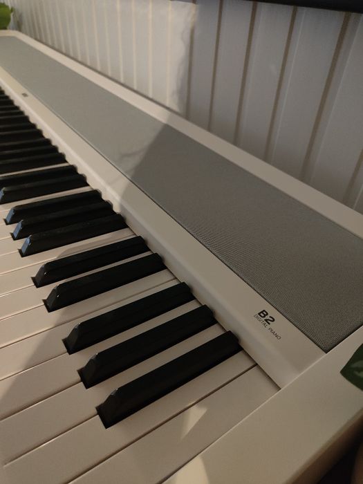 Pian digital Korg b2-  nou cu factura și garanție