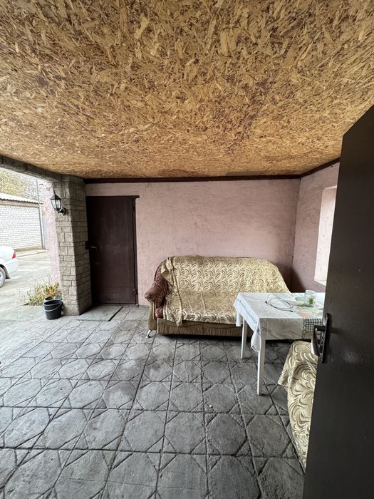 Продаётся дом в центре города.