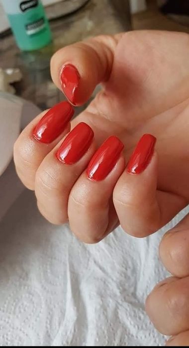 Aplic unghii cu gel,polygel și ojă semipermanentă