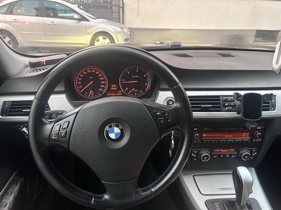 BMW E90 facelift 2010 320d 177cp AUTOMATA DPF ON