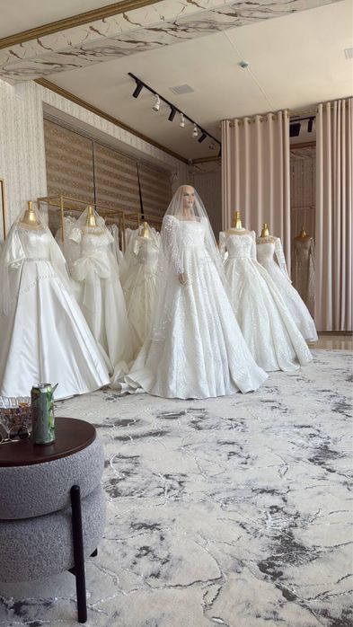 2 etaj kelin koynak saloni kelin koynak jixozlari bilan birga sotiladi