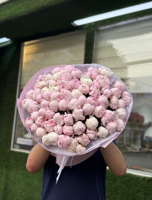 Рананкулюсы, пионы