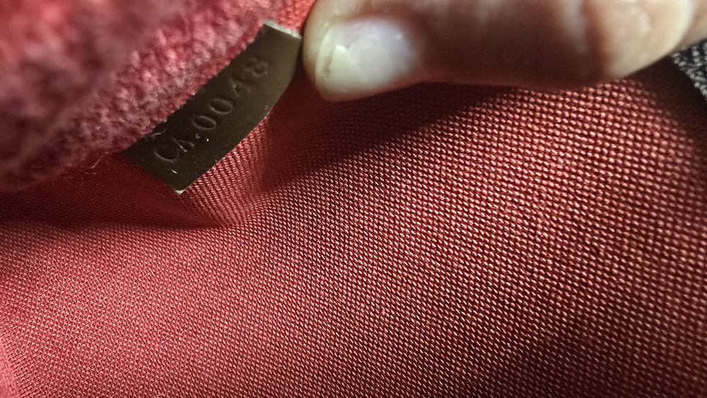 Geanta crossbody Louis Vuitton Eva cloth bag,maro,saculet,impecabila