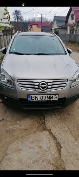 Nissan Qashqai+2