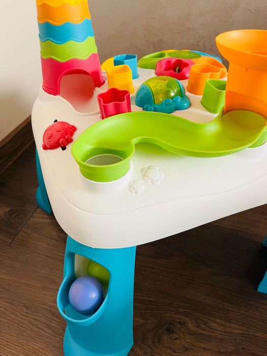 Маса бебешки център