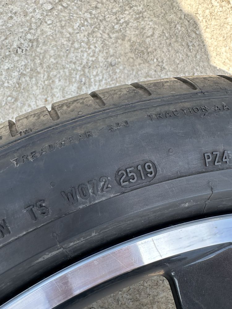 Vand  4 anvelope vara 2 latimi BMW Pirelli