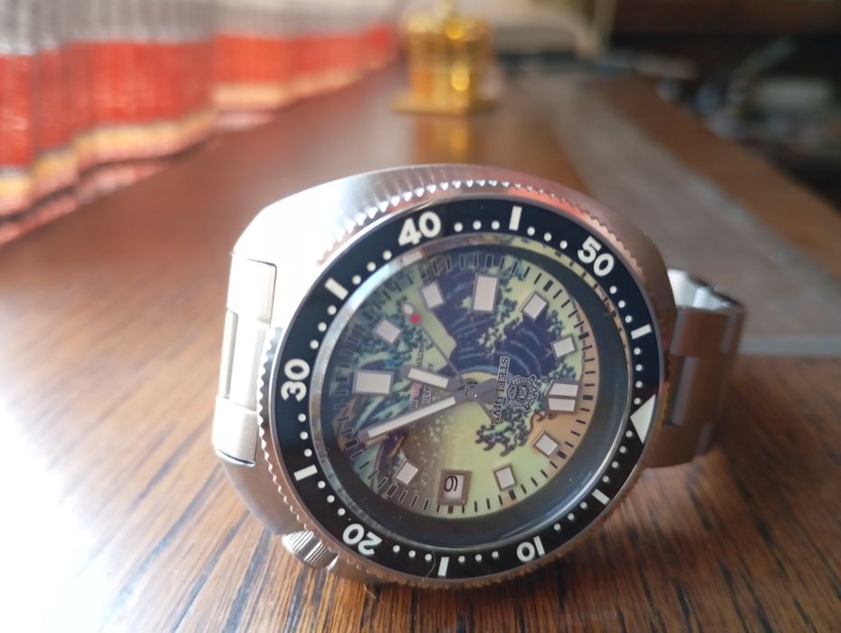 Часовник Steeldive