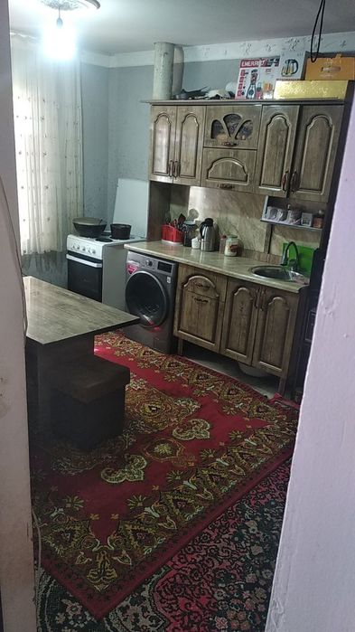 Hovli sotiladi 1.7 sotix