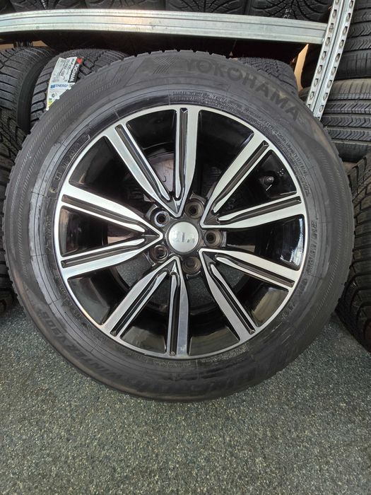 Jante KIA Hyundai anvelope iarna noi Yokohama Bluarth Winter 215 65 17