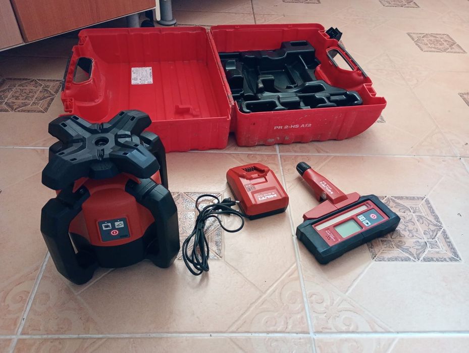 Nivelă laser Hilti PR 2 HS A-12, modelul Nou