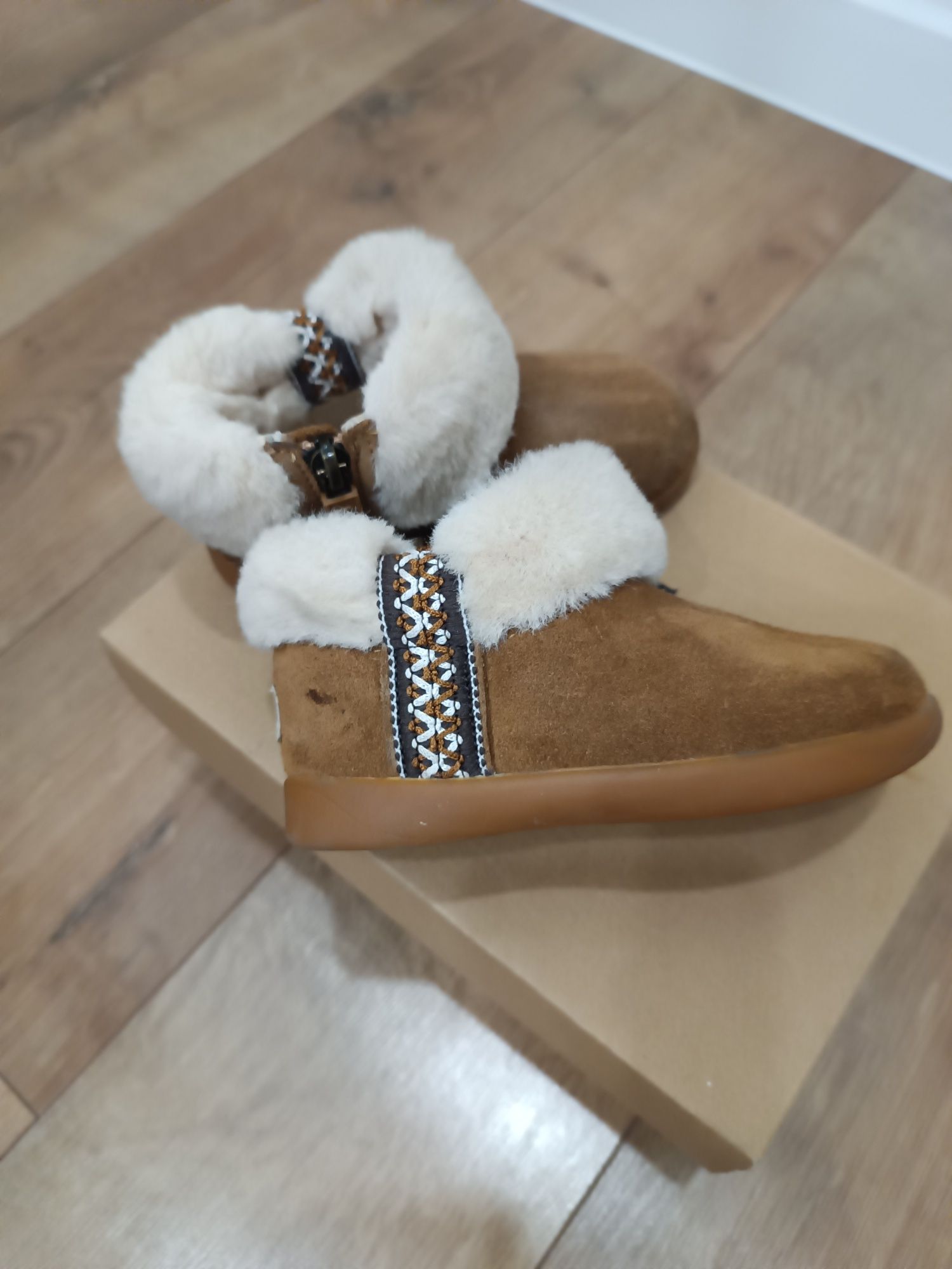 Детски ботушки UGG
