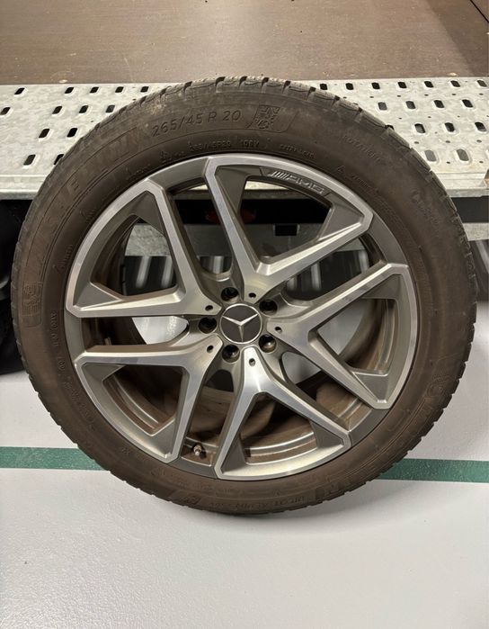 Мерцедес 20 zoll AMG джанти с гуми