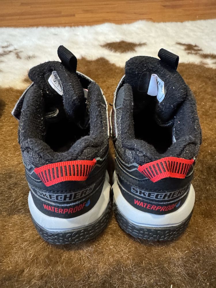 Vand adidasi copii Skechers