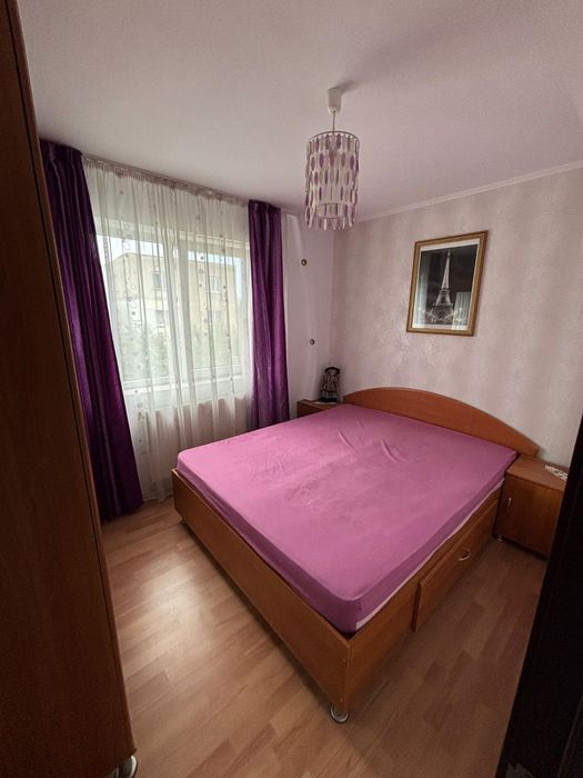 Vand apartament cu 3 camere , 56m2 , zona Spitalului Judetean Zalau