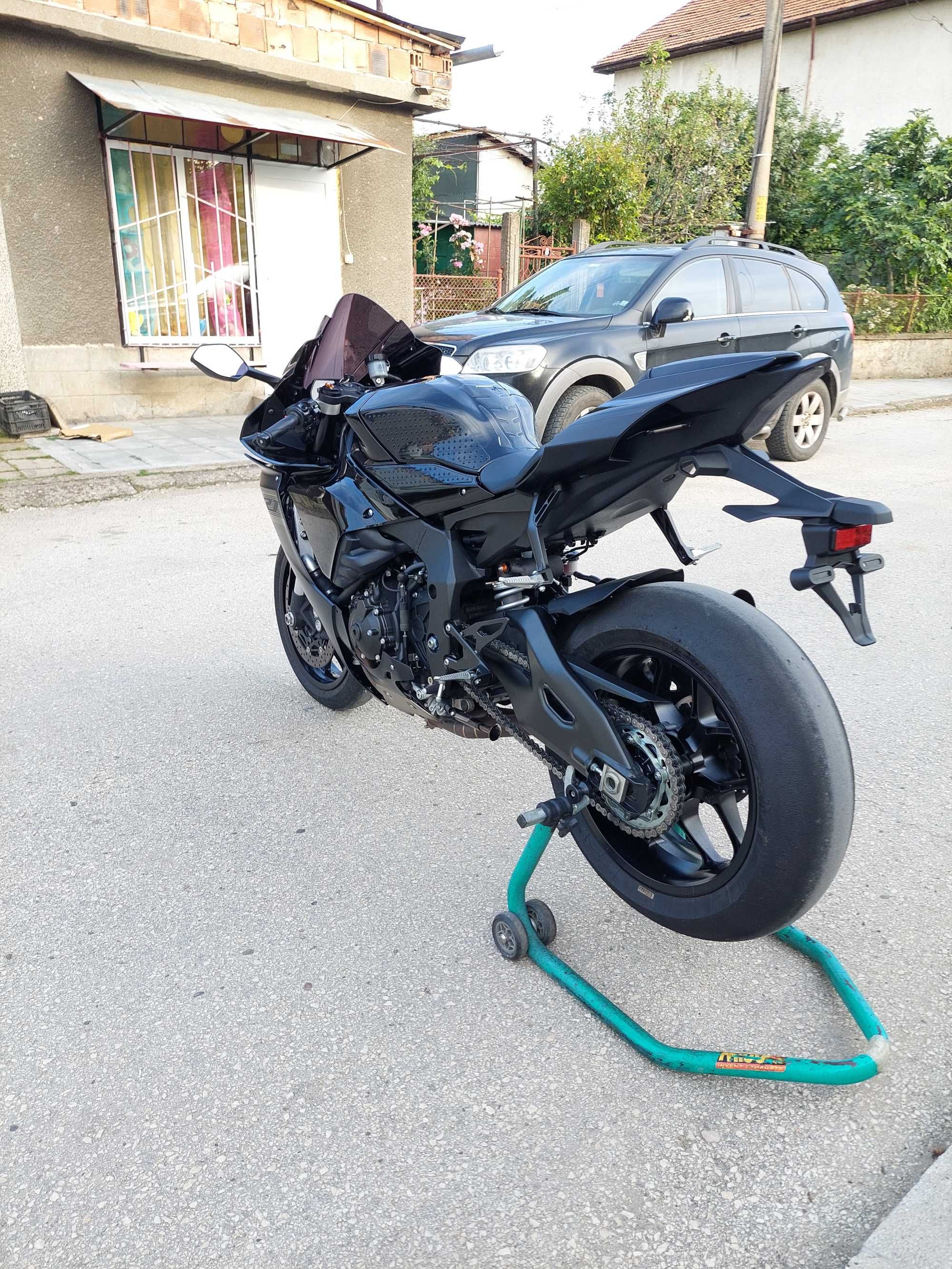 Yamaha Yzf R1 2021